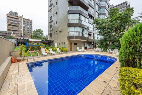 Image 21 - 269152